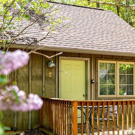 Love Ridge Mountain Lodging Lyndhurst 외부 사진