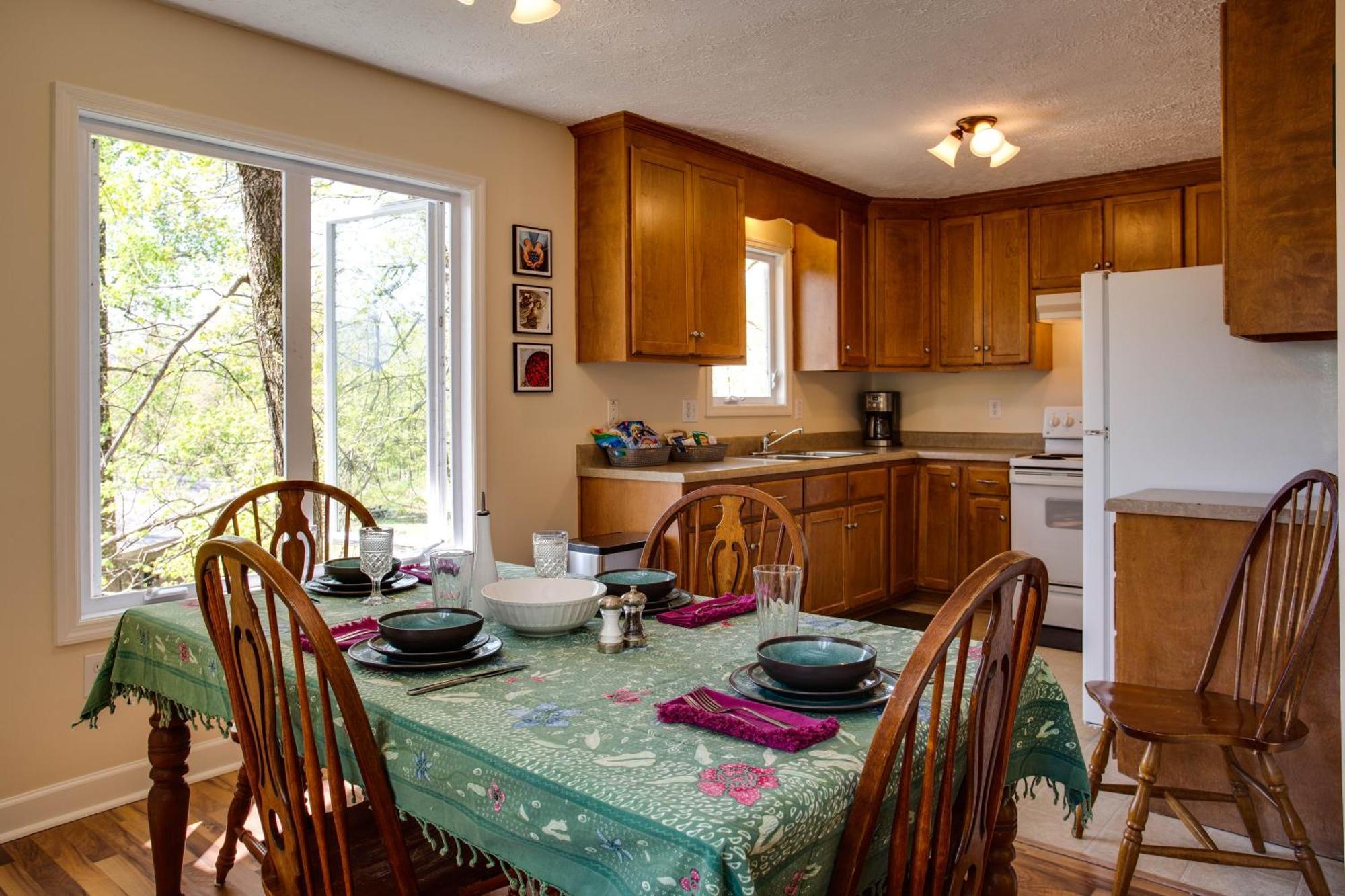Love Ridge Mountain Lodging Lyndhurst 외부 사진