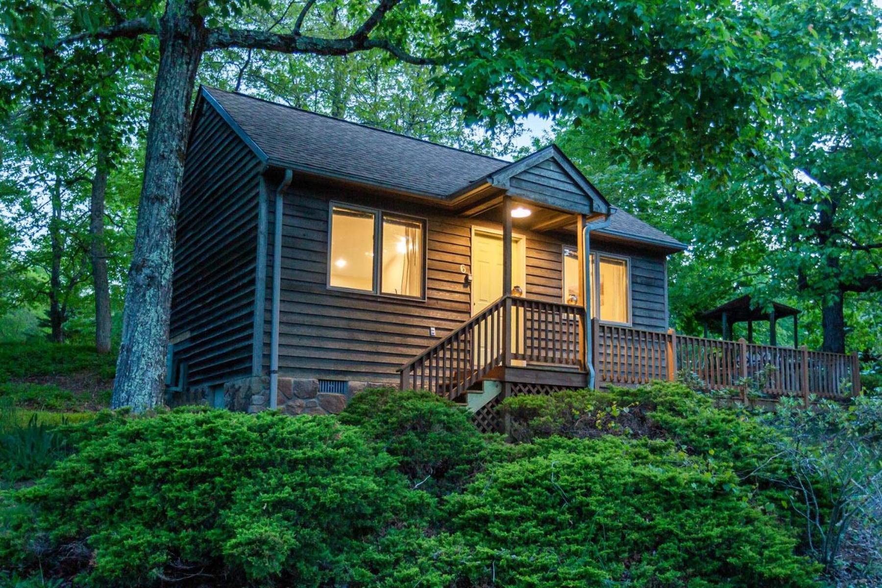 Love Ridge Mountain Lodging Lyndhurst 외부 사진